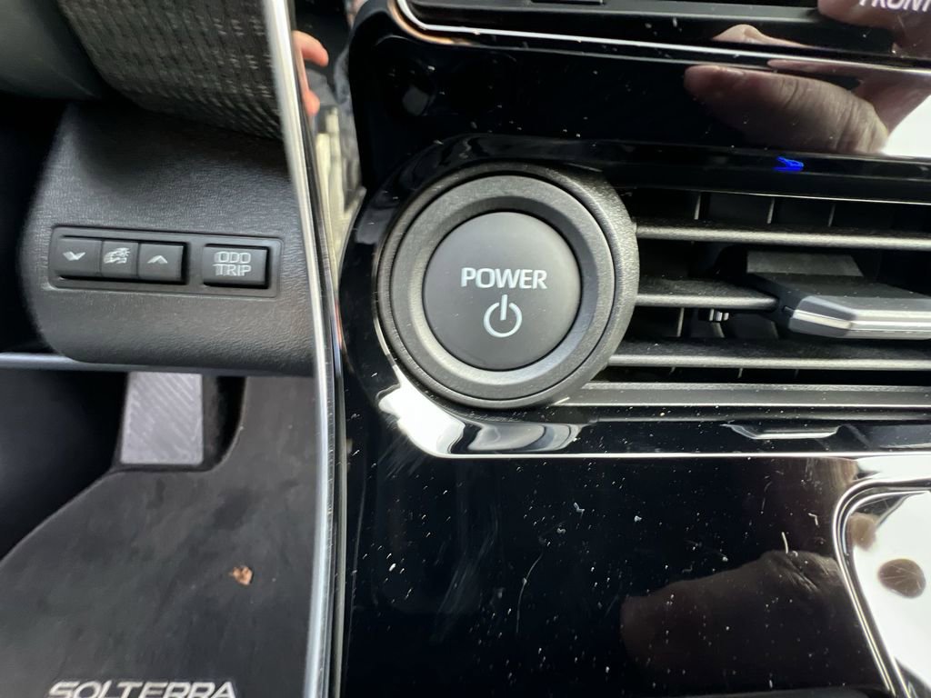 Used 2023 Subaru Solterra AWD image 15