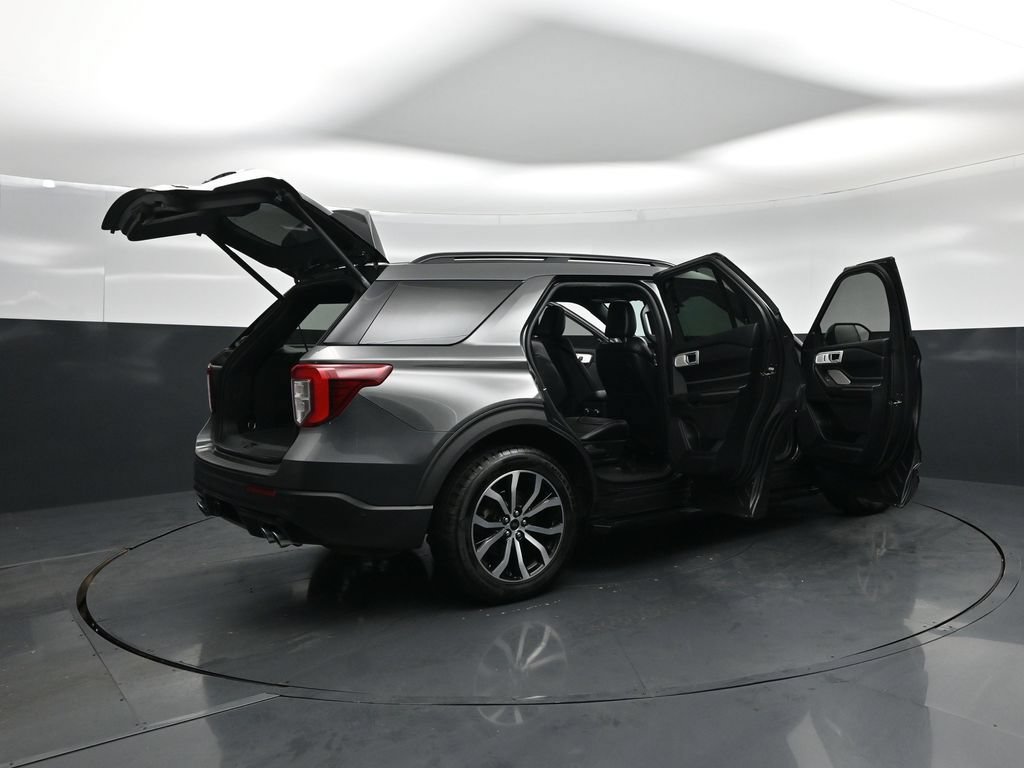 Used 2020 Ford Explorer ST w/ Premium Technology Package AWD/4WD image 6