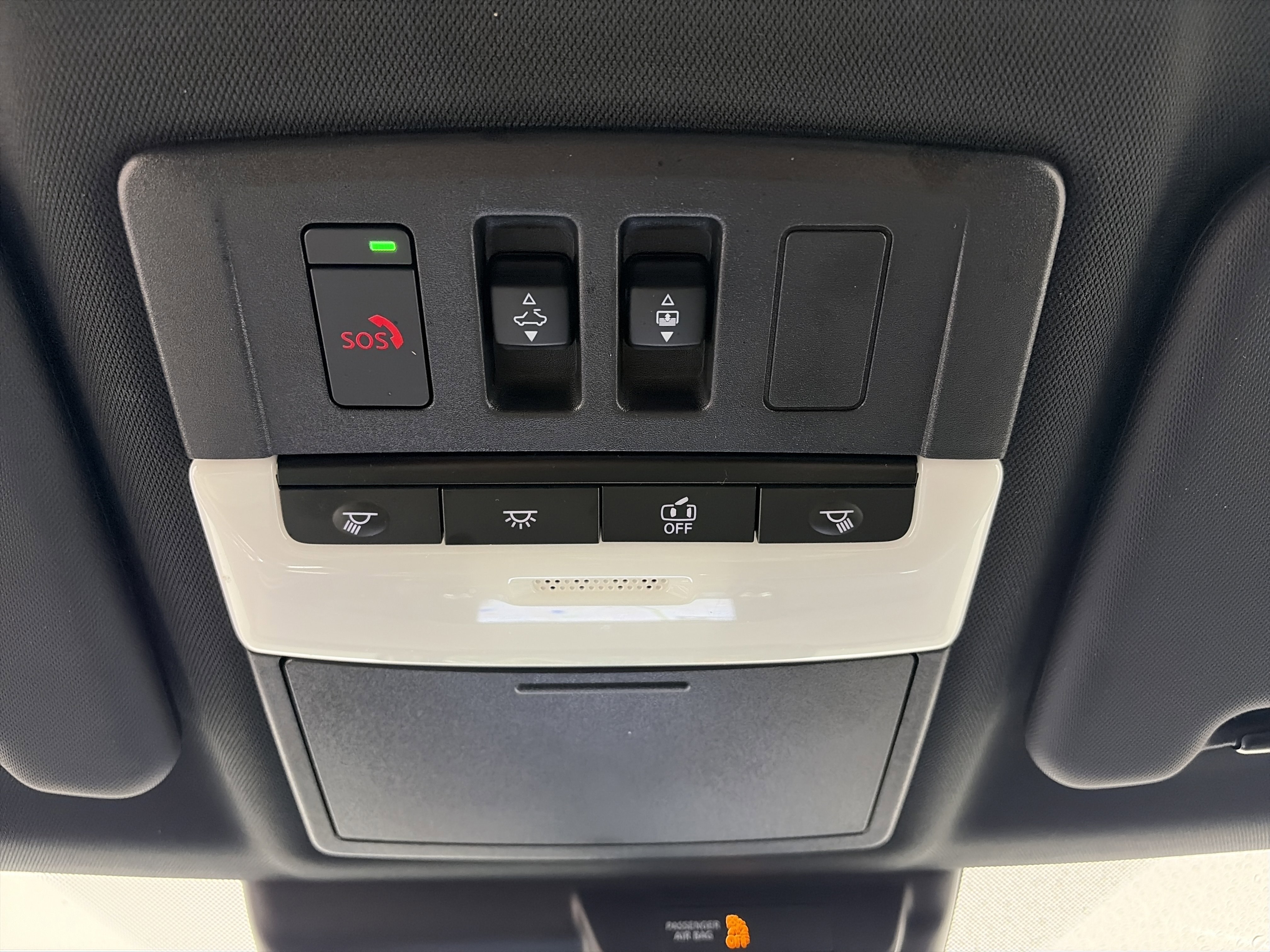 Used 2025 Mitsubishi Outlander SEL image 69