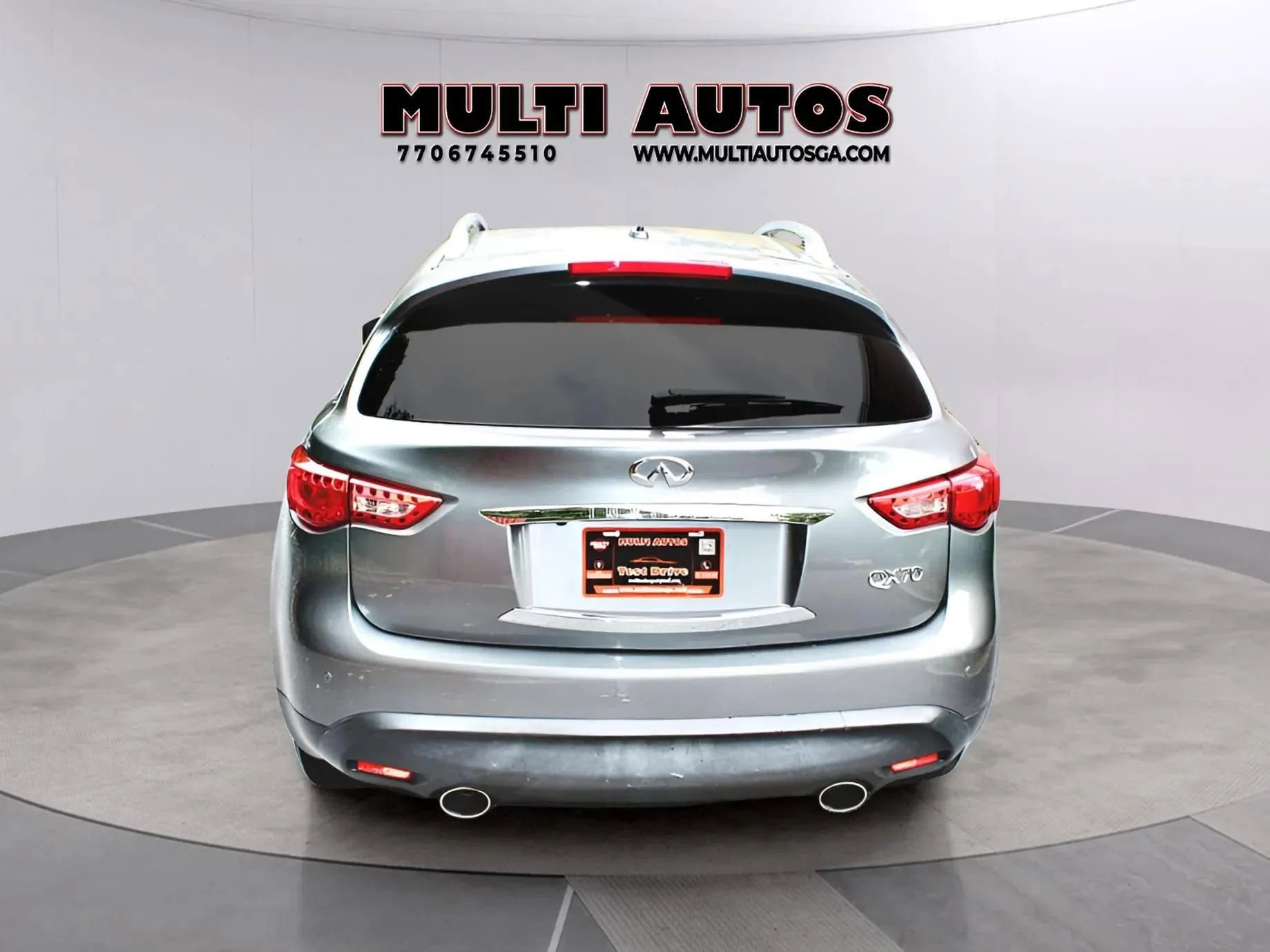Used 2017 INFINITI QX70 AWD w/ Premium Package image 3