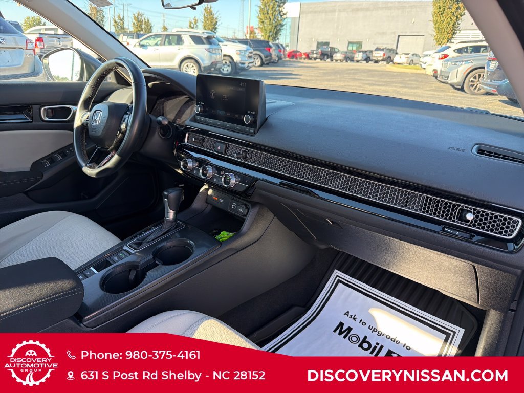 Used 2023 Honda Civic EX image 40