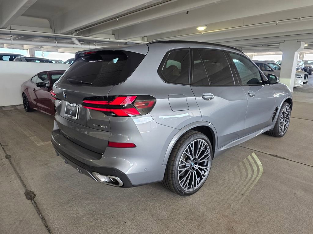 New 2026 BMW X5 sDrive40i w/ M Sport Package RWD image 4