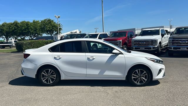 Used 2024 Kia Forte LXS FWD image 2