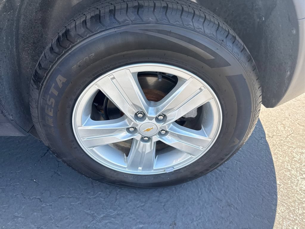 Used 2021 Chevrolet Trax LS w/ Tint and Cruise Package AWD/4WD image 32