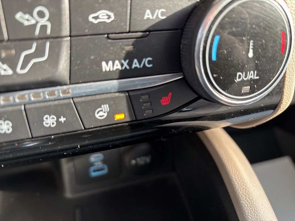 Used 2022 Ford Escape SE w/ Convenience Package AWD/4WD image 18