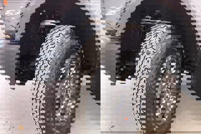 Used 2024 Ford Bronco Big Bend image 33