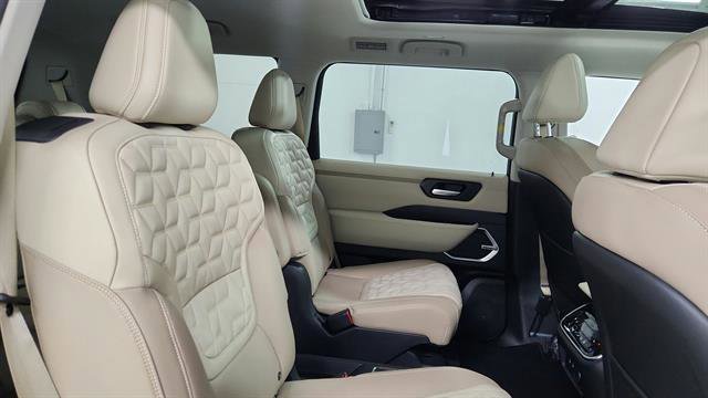 New 2026 Nissan Armada Platinum image 33