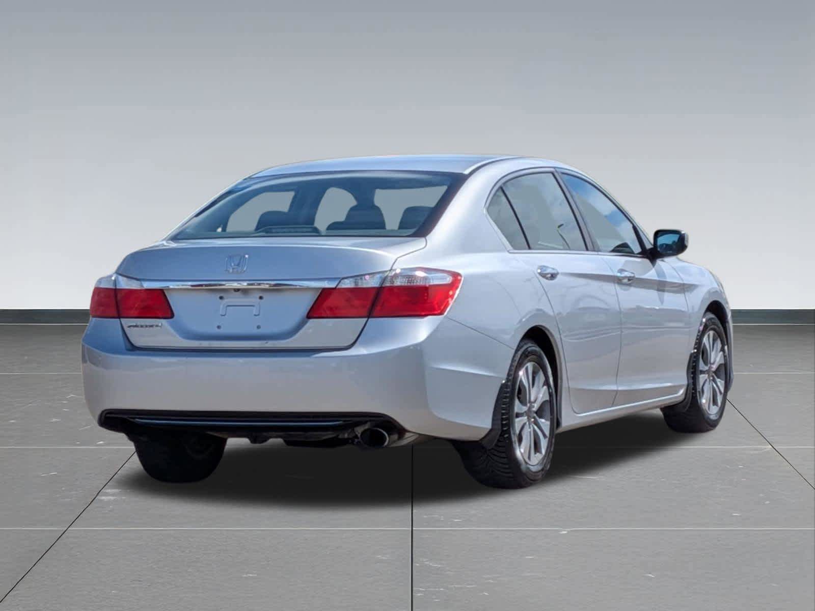 Used 2015 Honda Accord LX image 5
