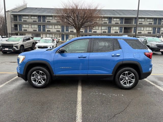 Used 2025 GMC Terrain Elevation image 4