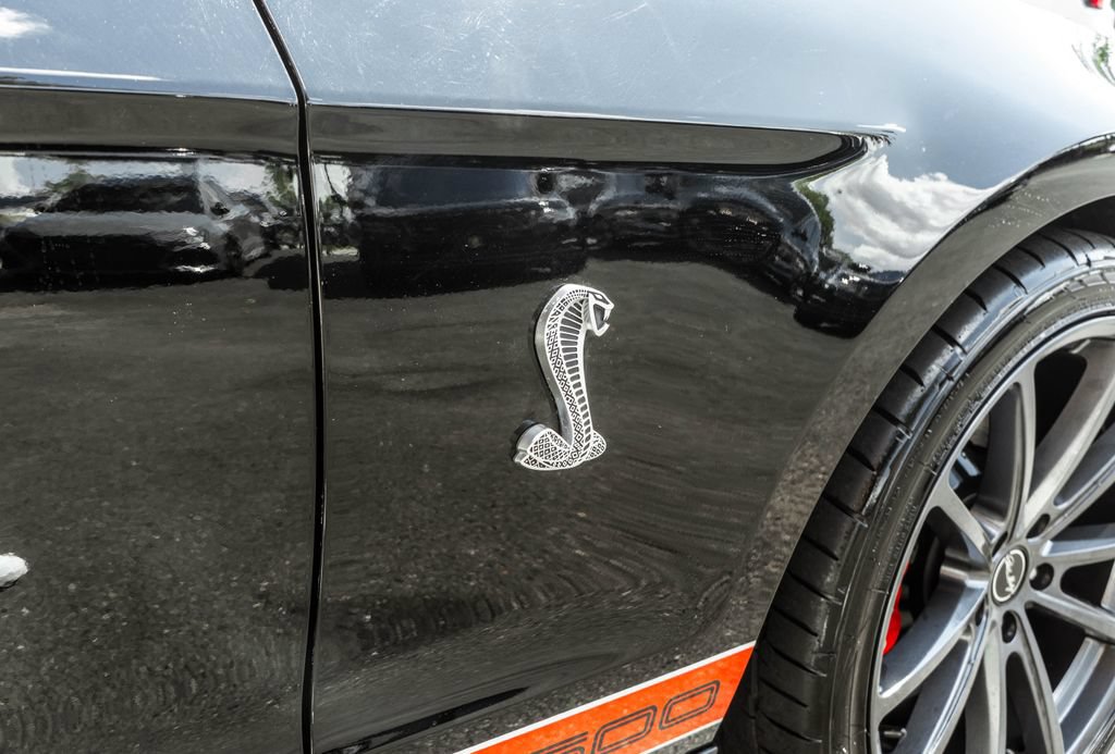 Used 2012 Ford Mustang Shelby GT500 w/ SVT Performance Pkg RWD image 4