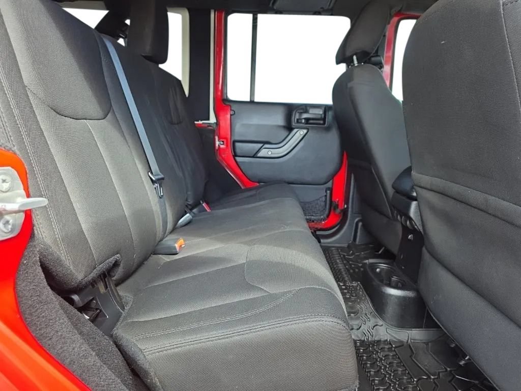 Used 2016 Jeep Wrangler Unlimited Sport AWD/4WD image 17