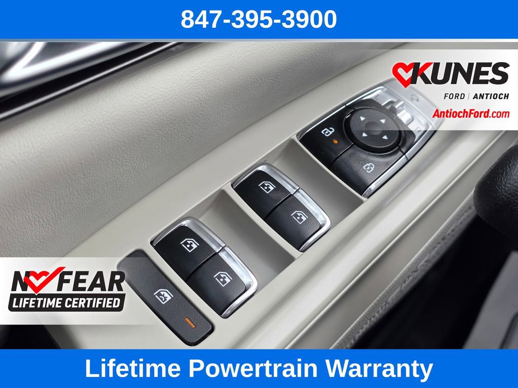 Used 2025 Kia Carnival SX Prestige image 50