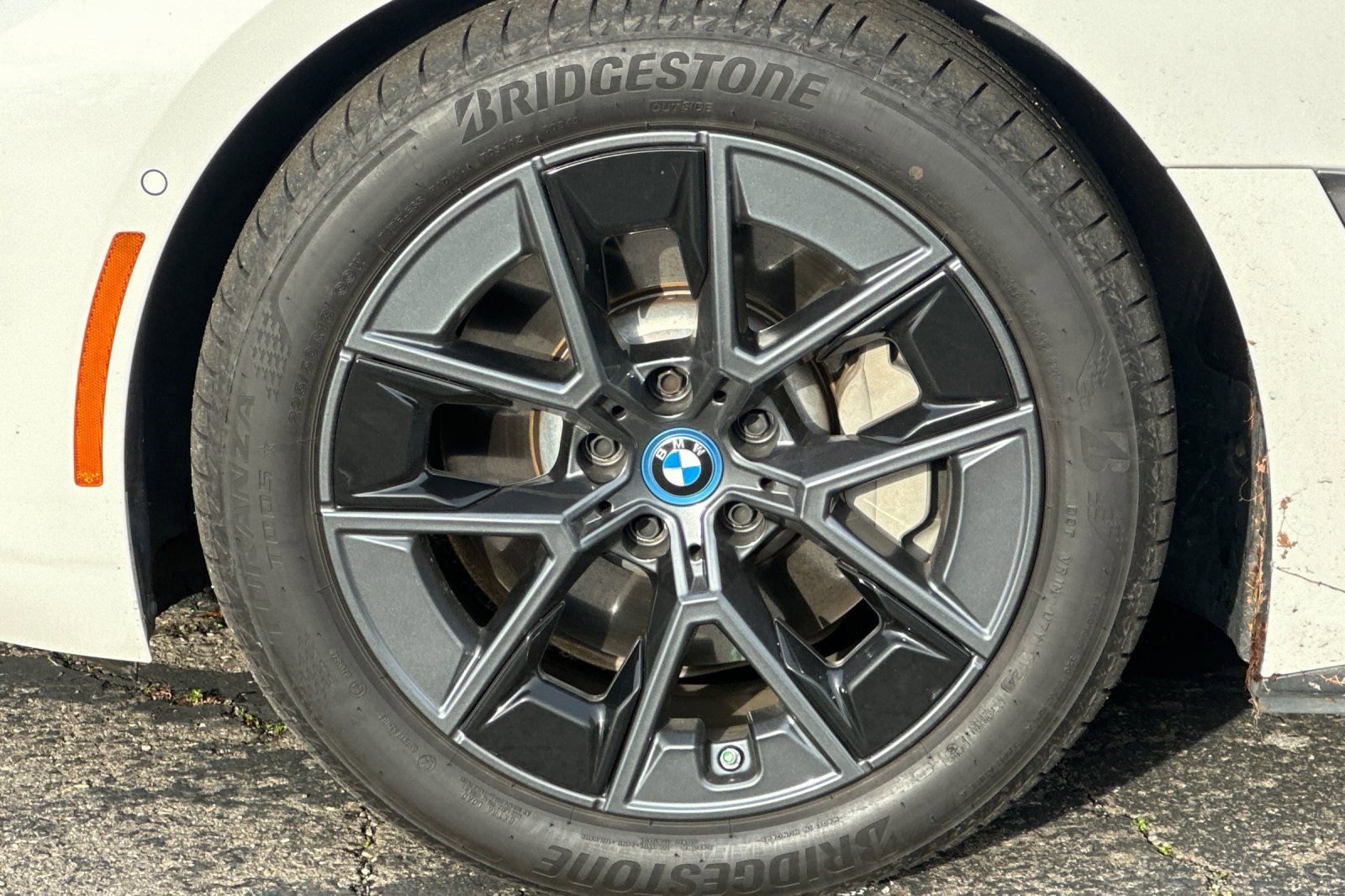Certified 2023 BMW i4 eDrive40 image 36