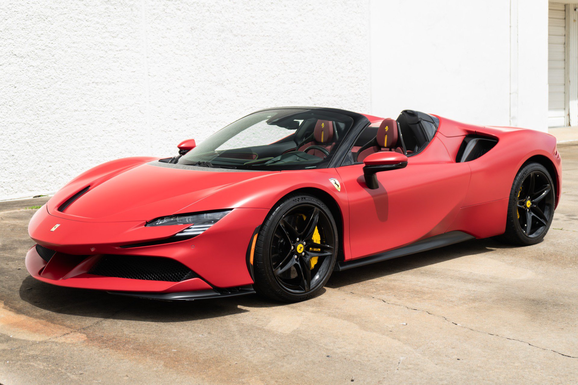 Used 2023 Ferrari SF90 Spider AWD/4WD image 7