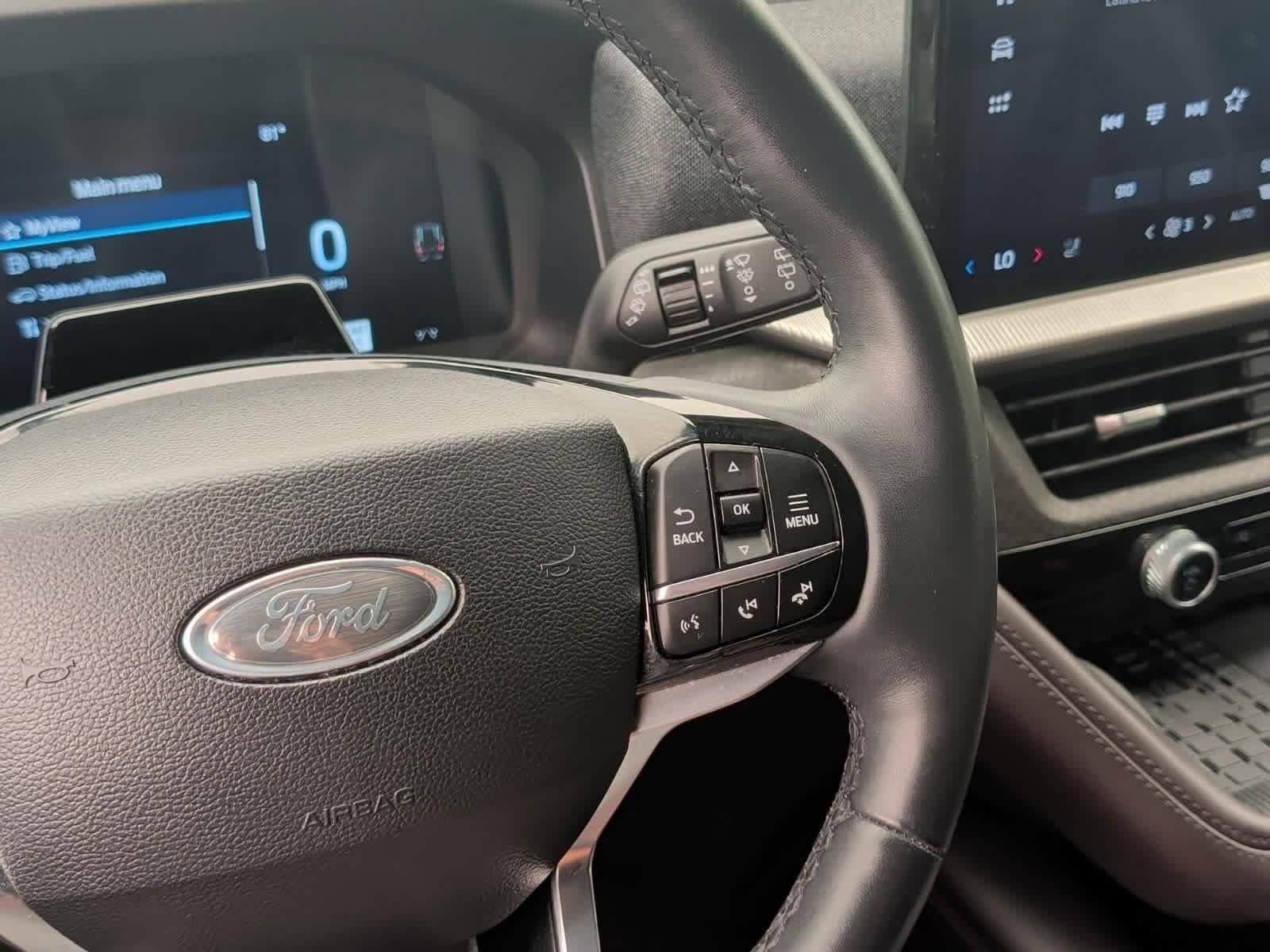 Used 2025 Ford Explorer Platinum AWD/4WD image 20