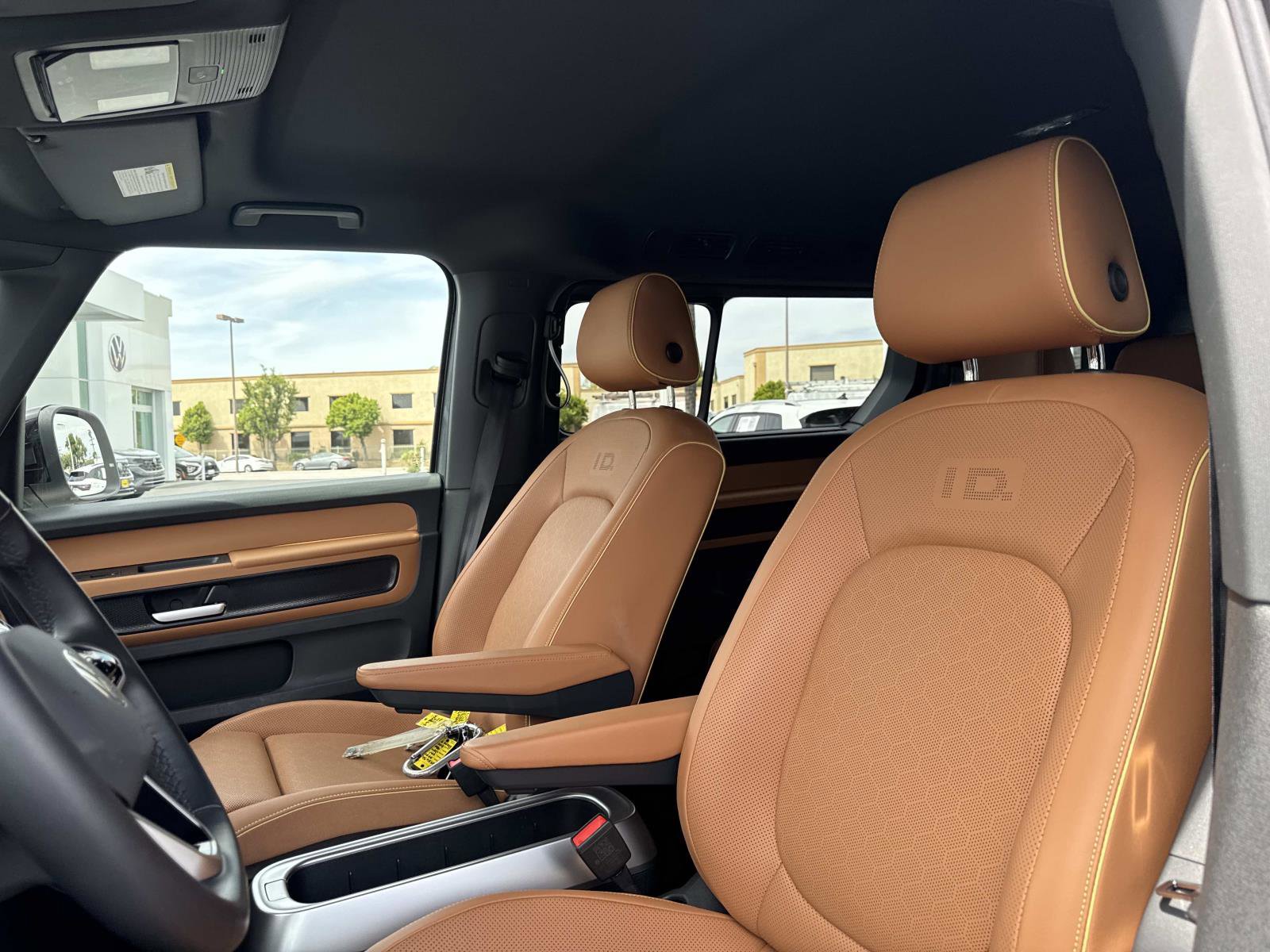 Certified 2025 Volkswagen ID. Buzz Pro S Plus RWD image 15
