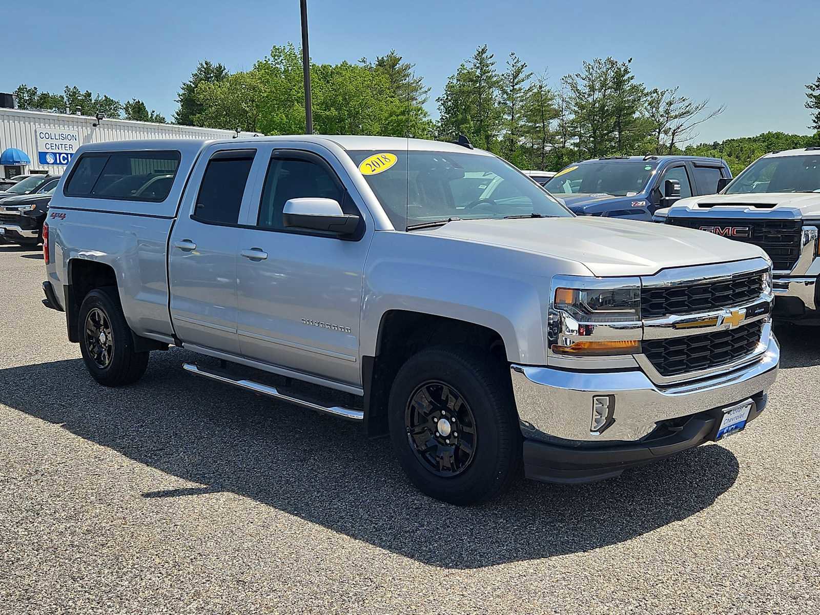 Used 2018 Chevrolet Silverado 1500 LT w/ All Star Edition AWD/4WD image 11