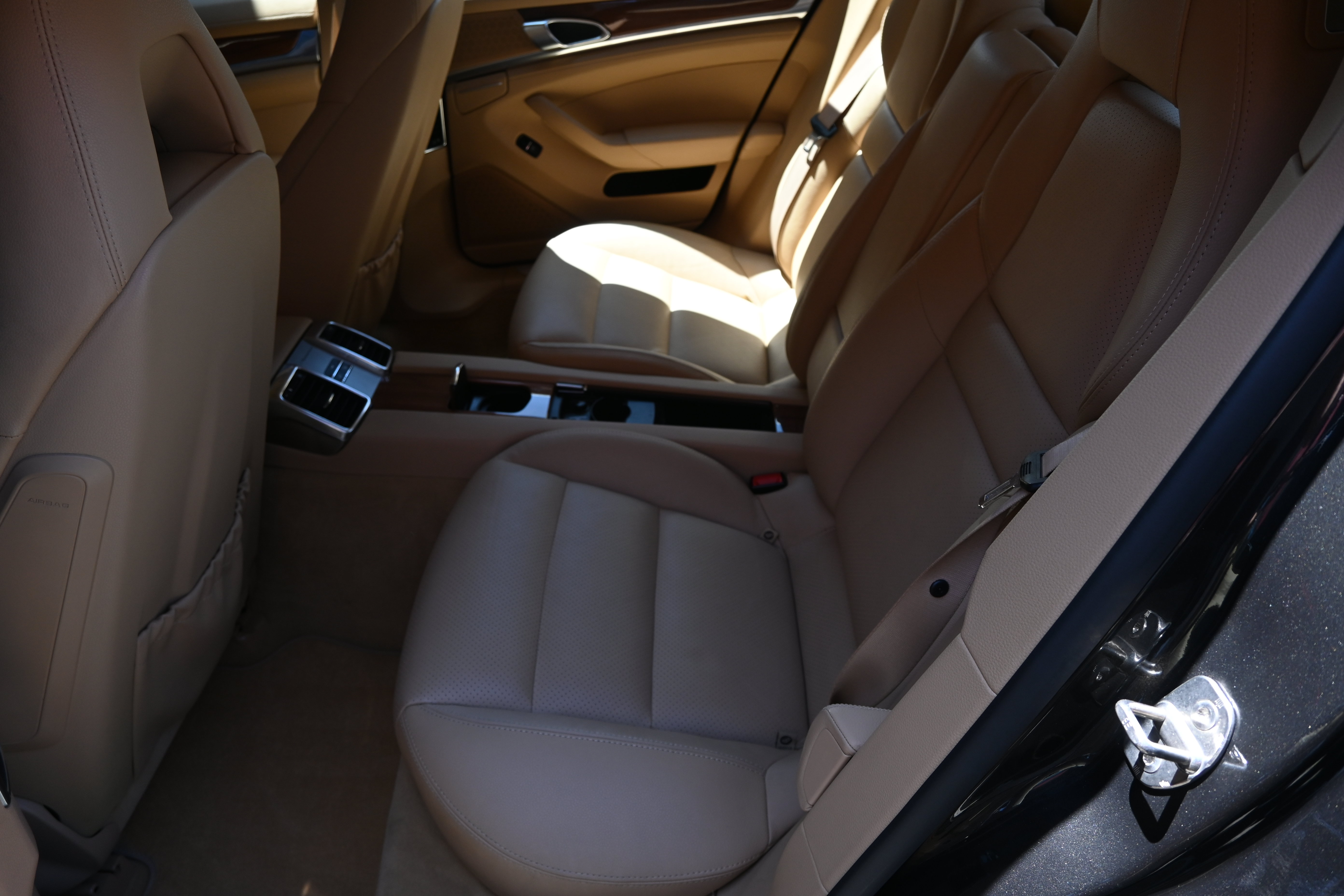 Used 2011 Porsche Panamera S RWD image 64