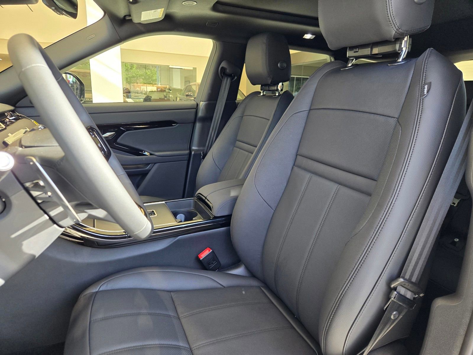 New 2026 Land Rover Range Rover Evoque S AWD/4WD image 15