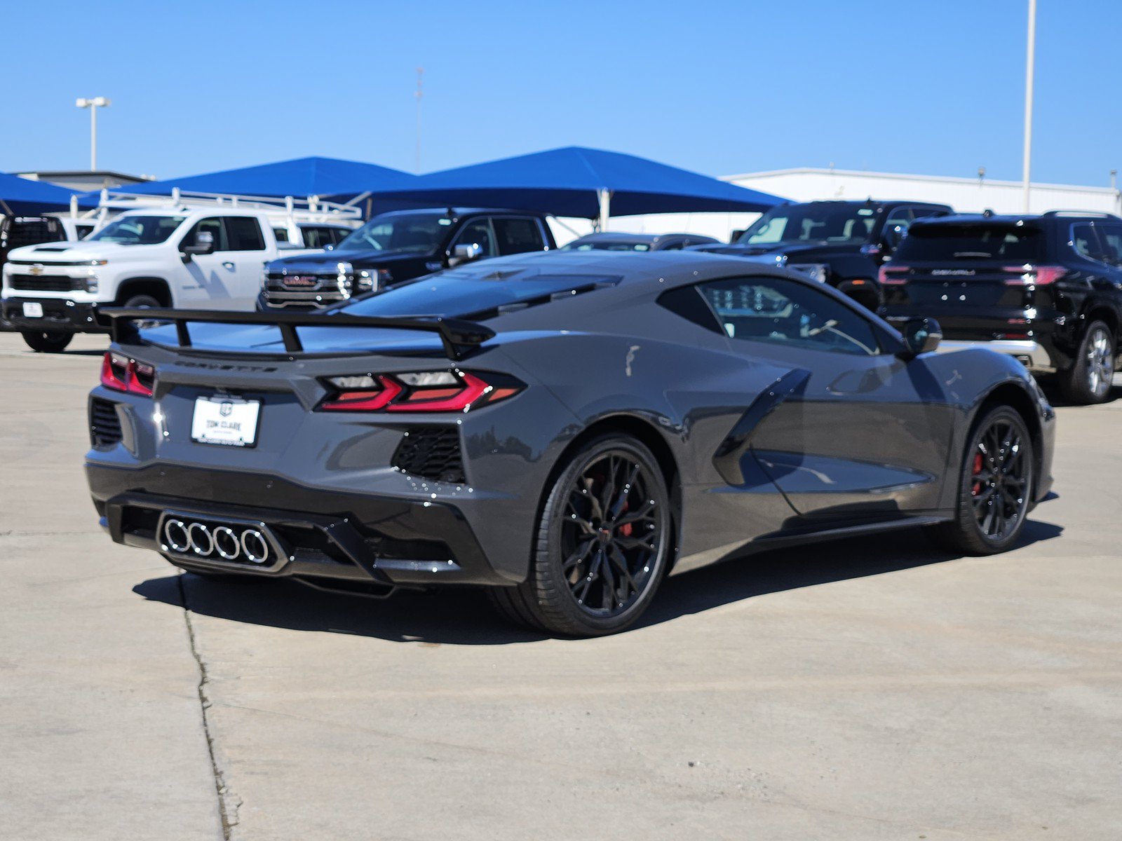 New 2027 Chevrolet Corvette Stingray Coupe w/ Z51 Performance Package RWD image 4