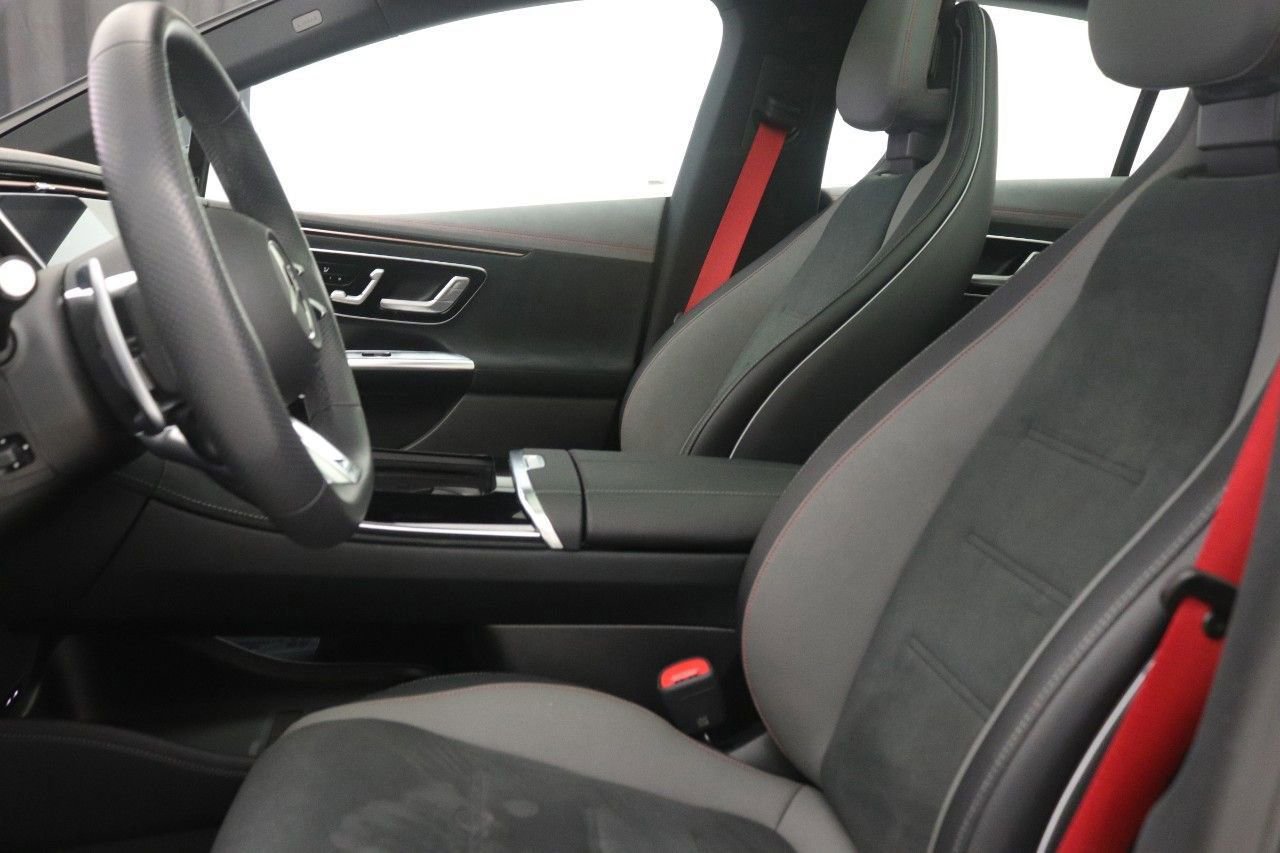 Used 2023 Mercedes-Benz EQE AMG 4MATIC Sedan image 33