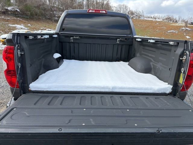 Used 2014 Toyota Tundra Limited w/ Limited Premium Package image 10