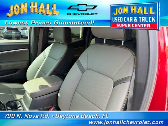 Used 2025 Chevrolet Colorado ZR2 w/ Midnight Edition AWD/4WD image 25
