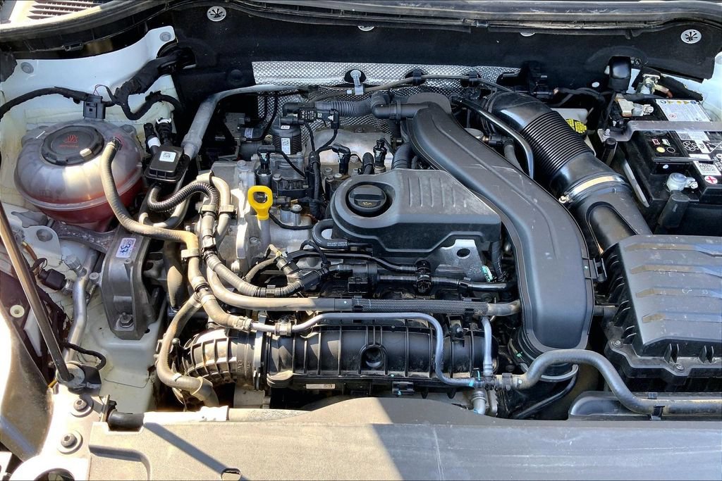 Used 2024 Volkswagen Taos S w/ MDO Package FWD image 31