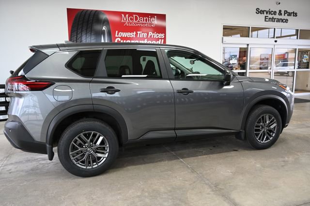 Used 2021 Nissan Rogue S AWD/4WD image 5