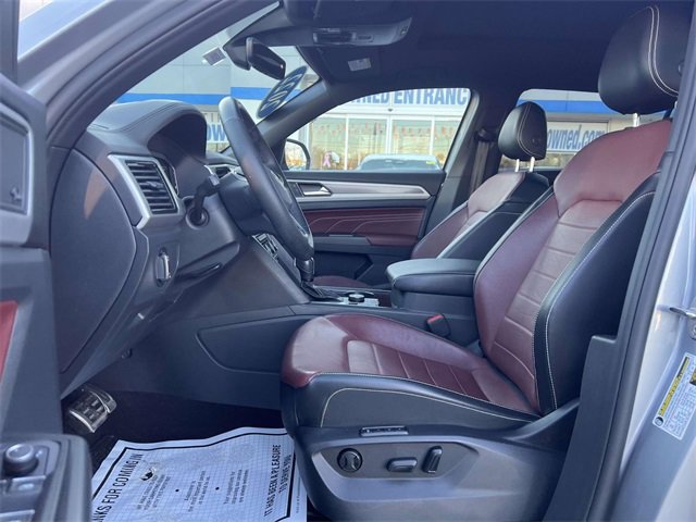 Used 2022 Volkswagen Atlas Cross Sport SEL Premium R-Line image 10