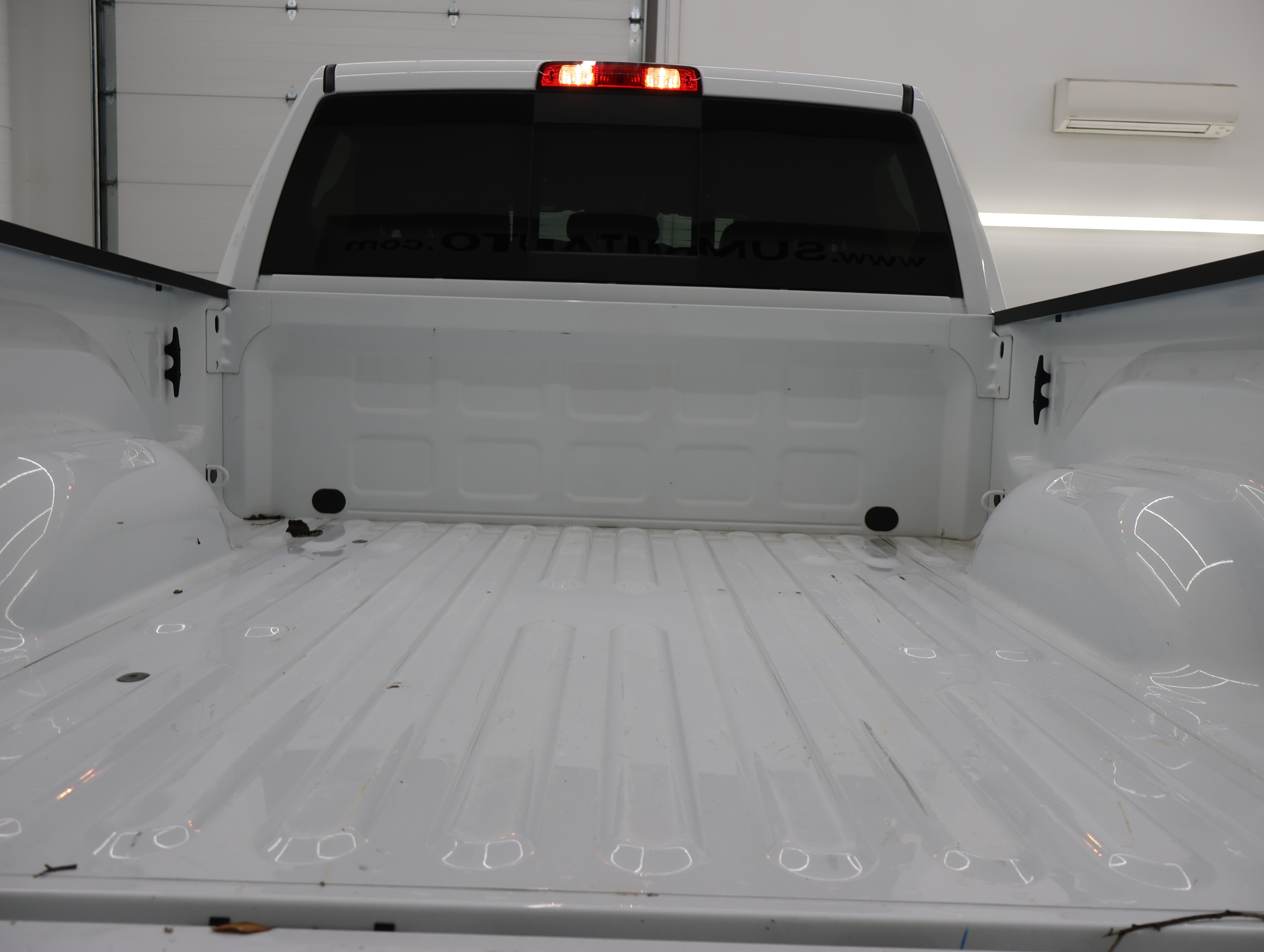 Used 2024 RAM 2500 Big Horn w/ Night Edition AWD/4WD image 29