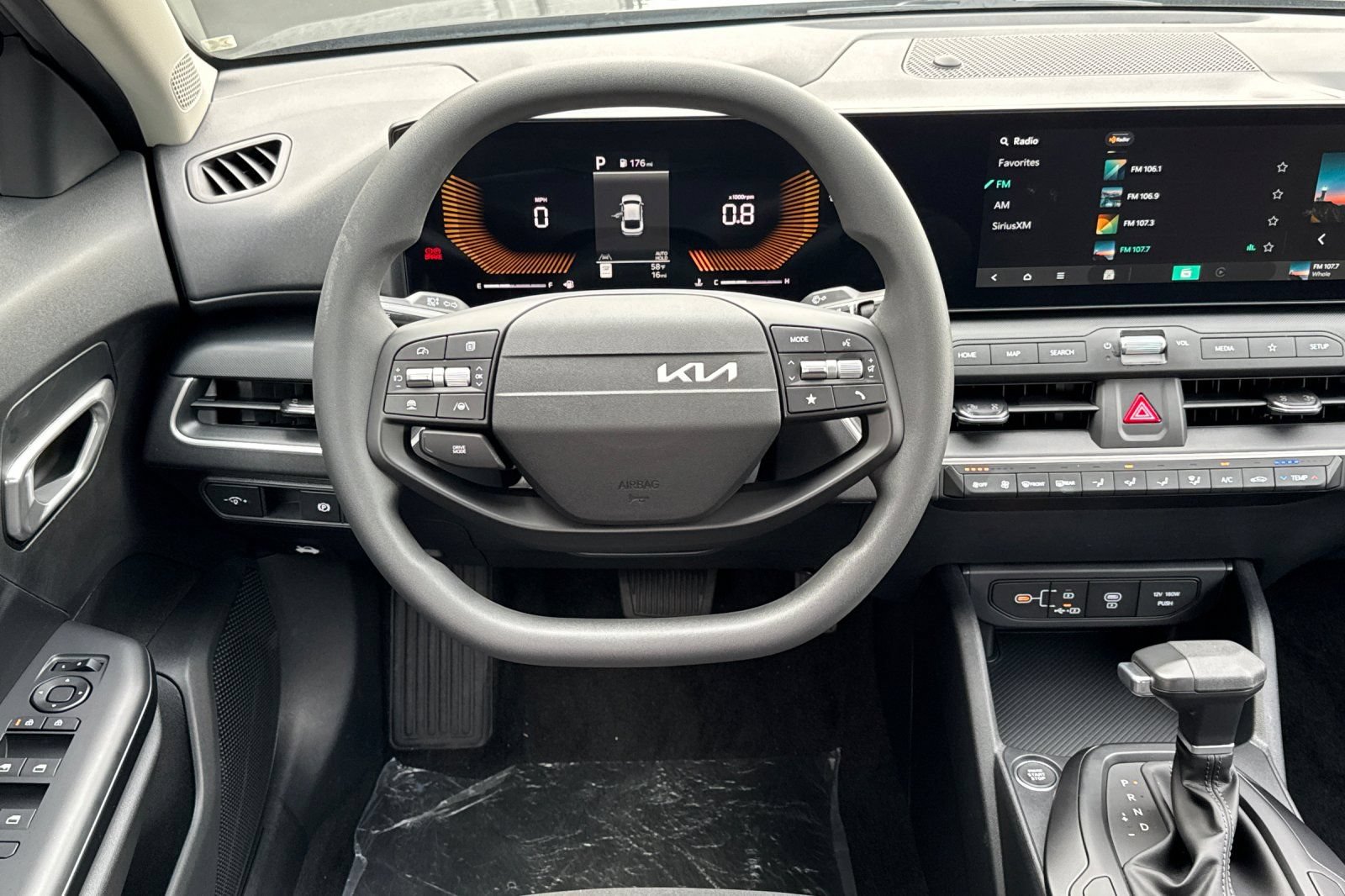 New 2026 Kia K4 FWD image 14