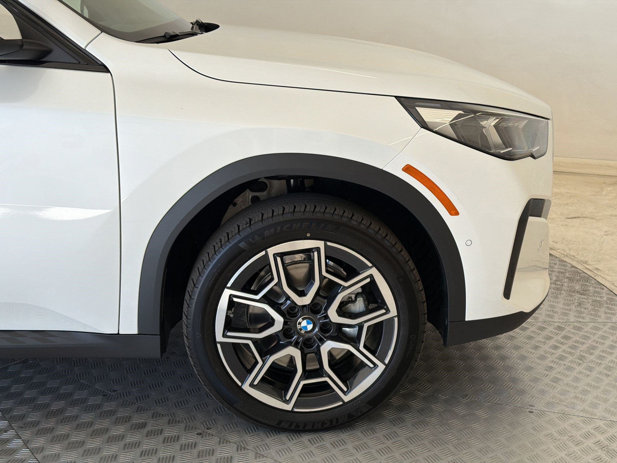 New 2026 BMW X2 xDrive28i w/ Technology Package AWD/4WD image 12