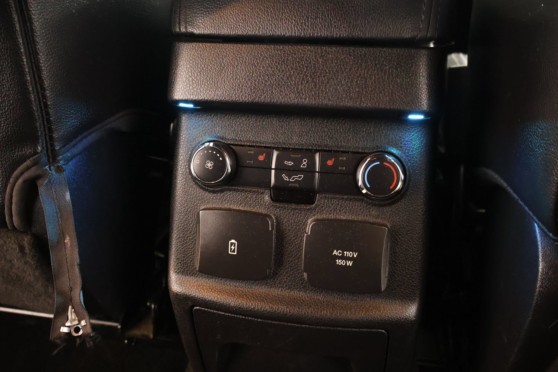 Used 2016 Ford Explorer Limited w/ Equipment Group 301A FWD image 17