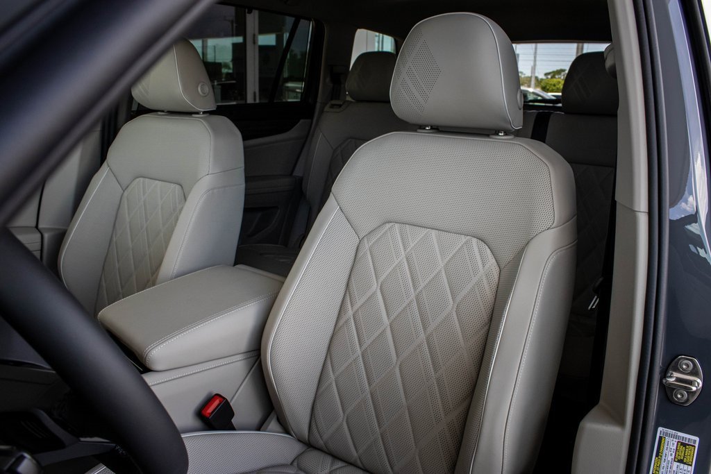 New 2025 Volkswagen Atlas SEL Premium R-Line image 29