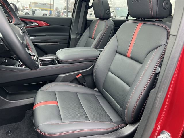 Certified 2025 Chevrolet Traverse RS w/ LPO, Floor Liner Package image 16