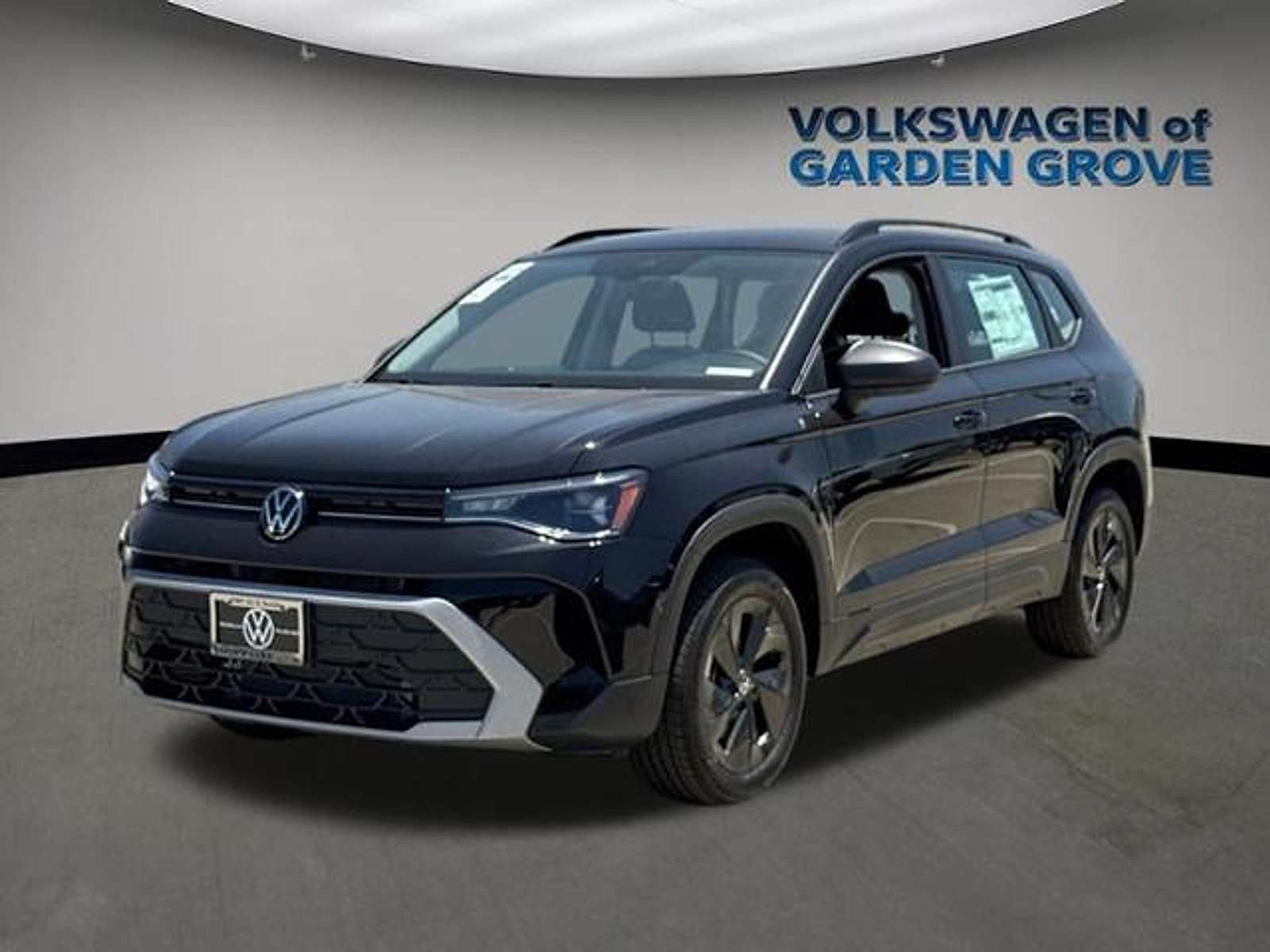 New 2026 Volkswagen Taos S FWD image 4