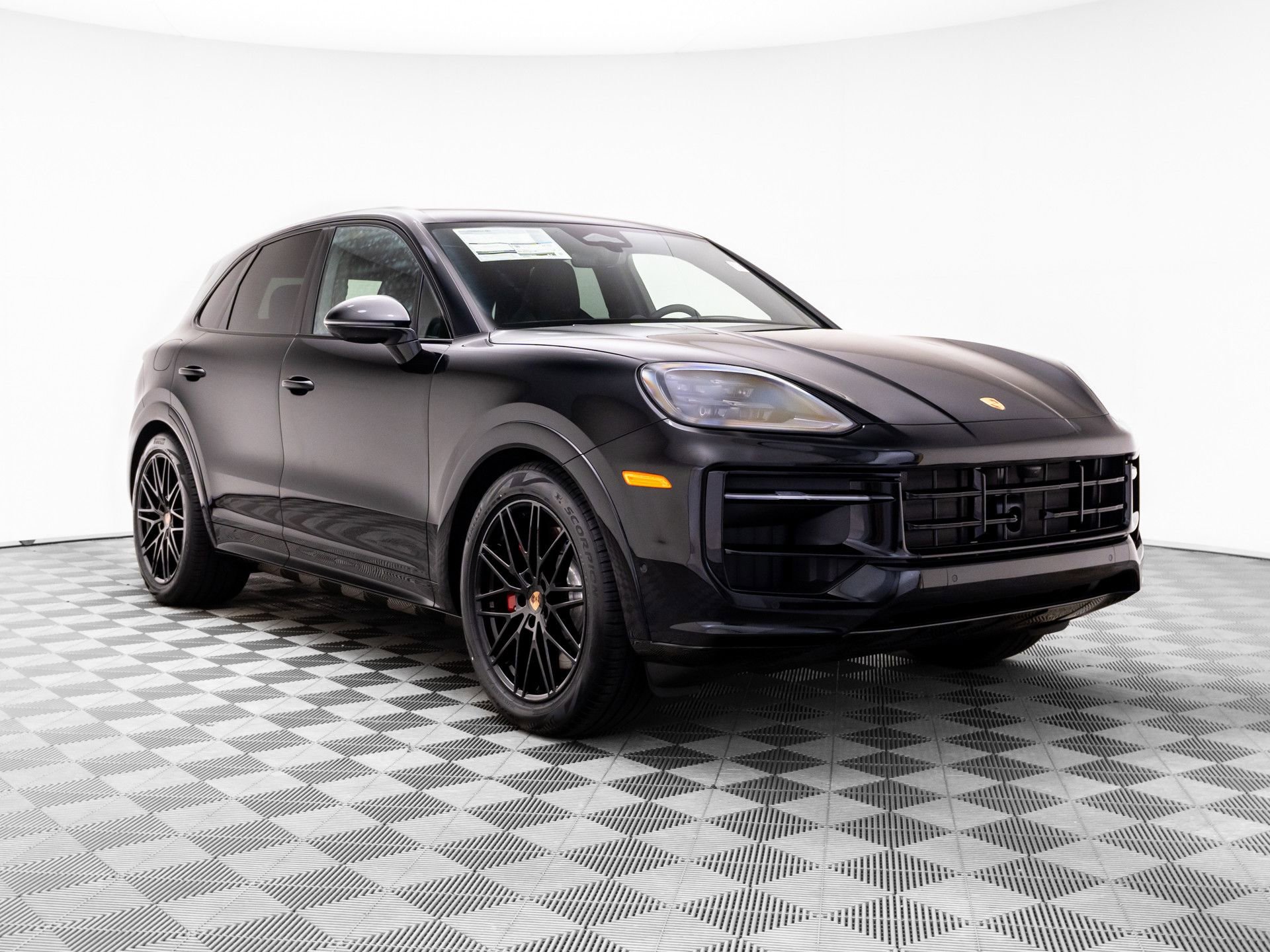 New 2026 Porsche Cayenne GTS AWD/4WD image 6