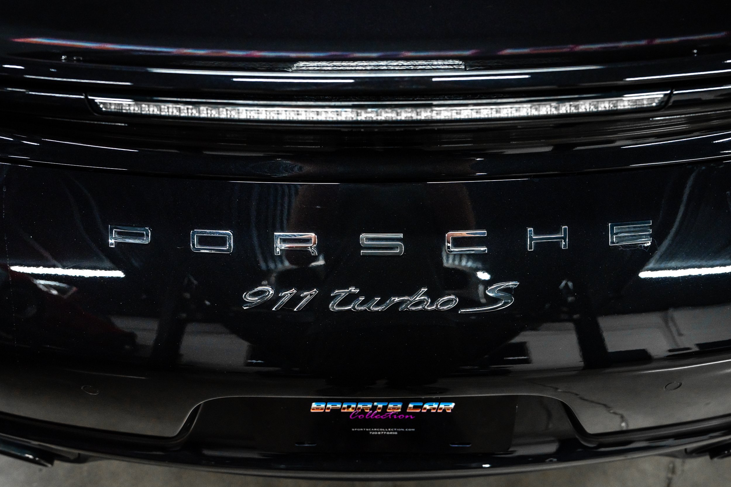Used 2014 Porsche 911 Turbo S AWD/4WD image 18