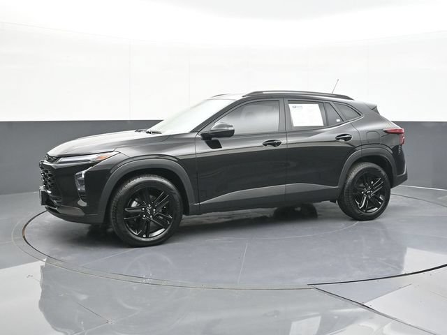 Used 2026 Chevrolet Trax ACTIV w/ Driver Confidence Package FWD image 7