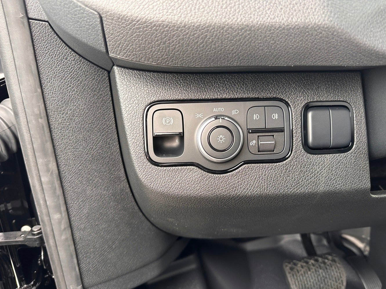 New 2025 Mercedes-Benz Sprinter 2500 image 11