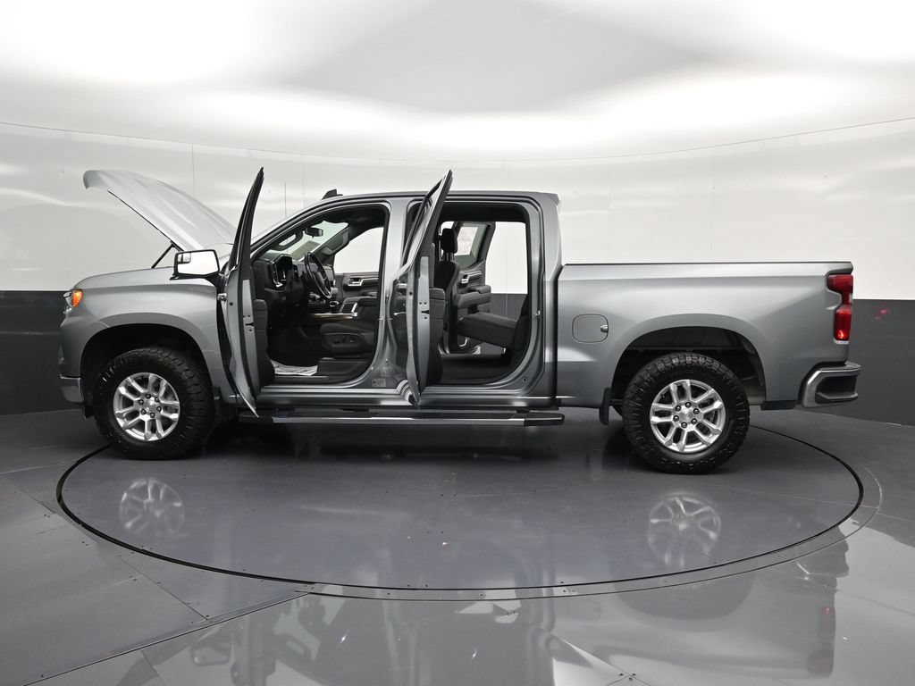 Used 2023 Chevrolet Silverado 1500 LT w/ Z71 Off-Road Package AWD/4WD image 22
