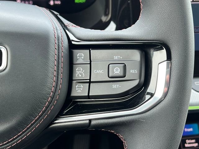 Used 2025 Jeep Wagoneer S Launch Edition image 24