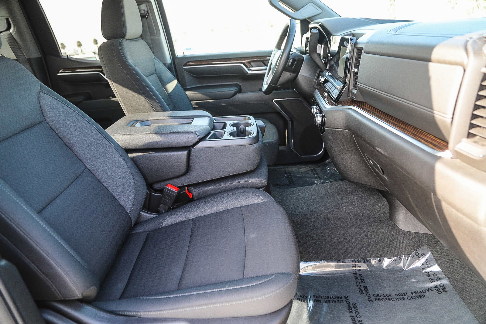 Used 2024 GMC Sierra 1500 Elevation image 16