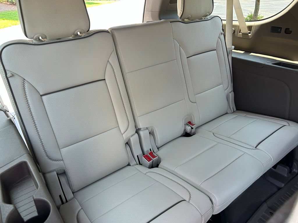 Used 2026 GMC Yukon XL Denali w/ Sun & Power Step Package AWD/4WD image 50