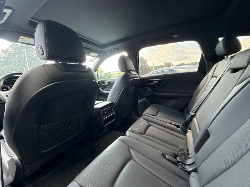 Used 2026 Audi Q7 3.0T Premium Plus AWD/4WD image 11