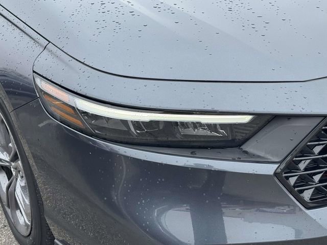 Certified 2023 Honda Accord EX image 8
