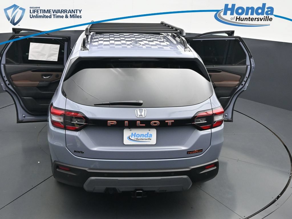 New 2026 Honda Pilot TrailSport image 37