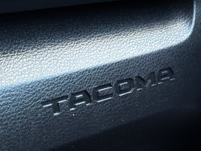 Used 2022 Toyota Tacoma TRD Pro AWD/4WD image 27