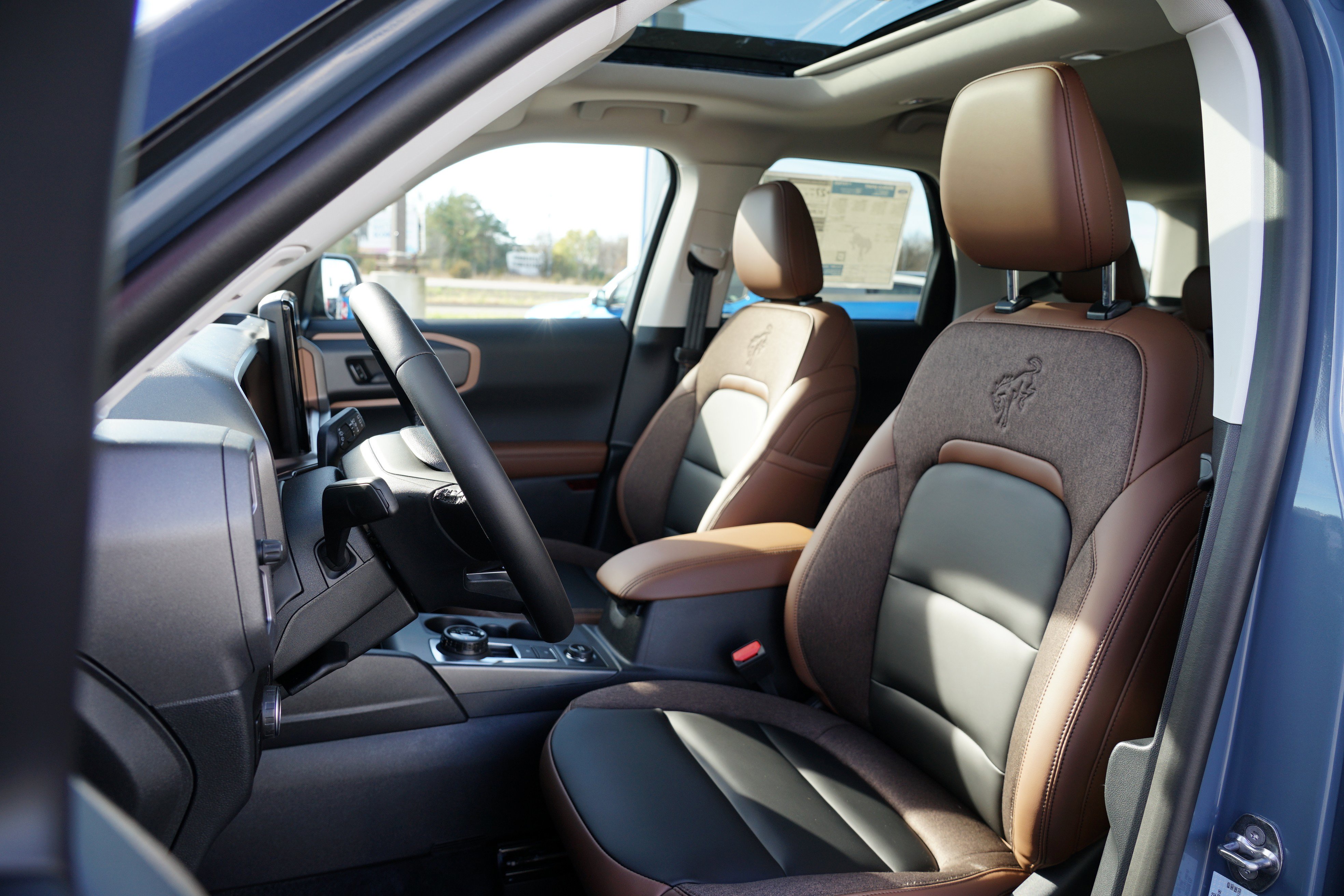 New 2025 Ford Bronco Sport Outer Banks w/ Outer Banks Tech Package+ AWD/4WD image 14